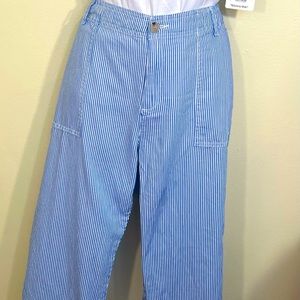 NWOT JCPenney Liz Claiborne Cargo pants size 16 blue n white.